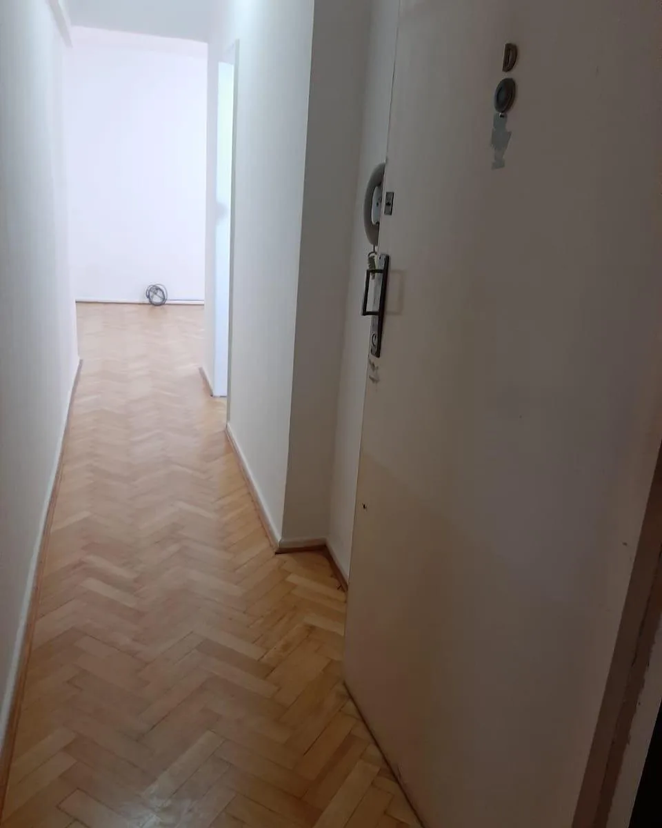 Kitnet e meio em Balvanera