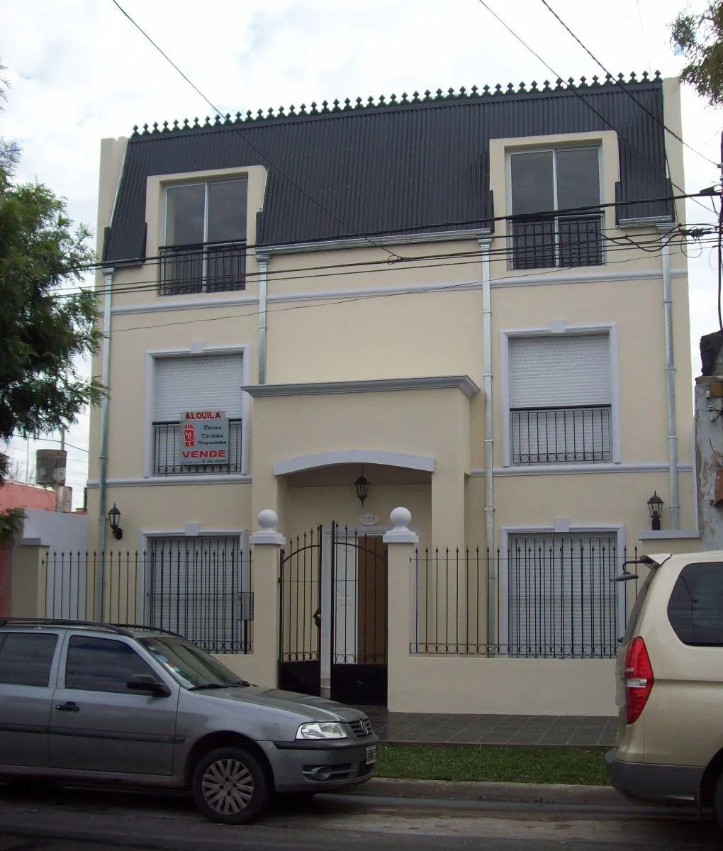Studio apartment in Morón