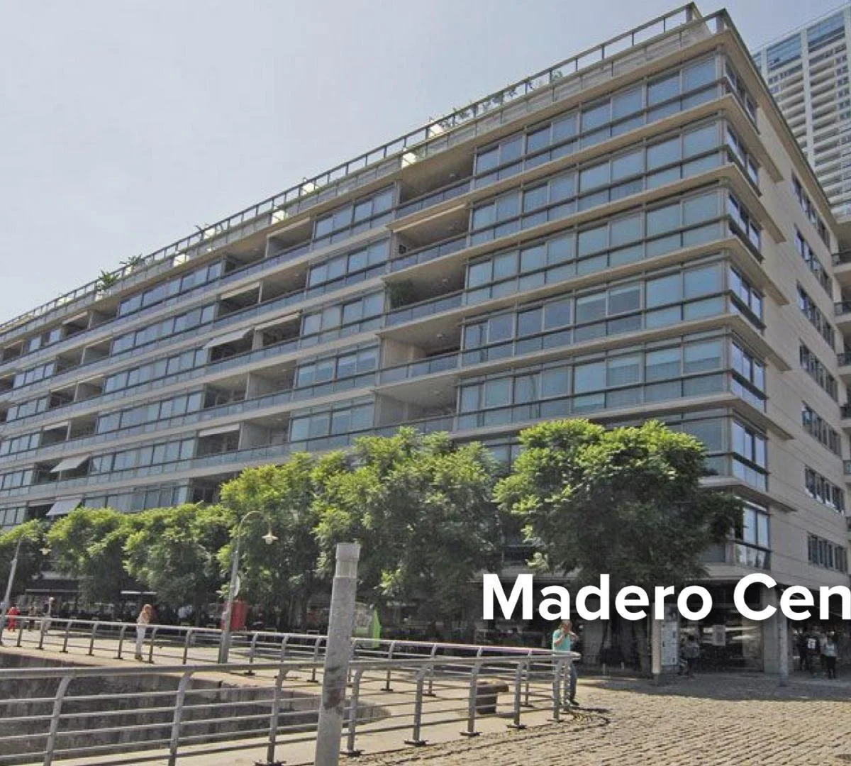 Apartamento de três ambientes com dependência e 2 quartos em Puerto Madero