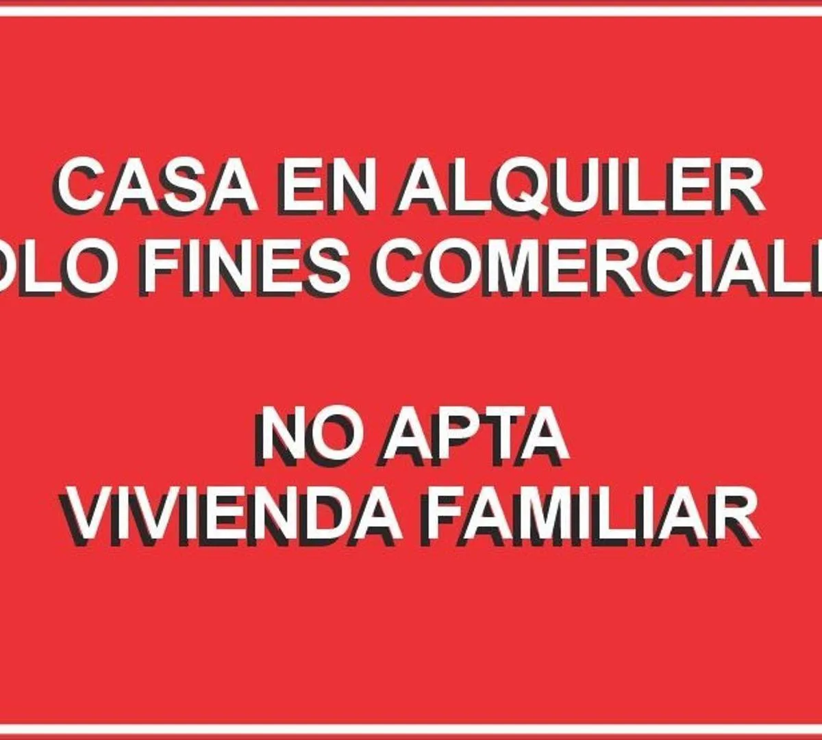 Casa de 2 dormitorios en Flores Norte apta uso comercial