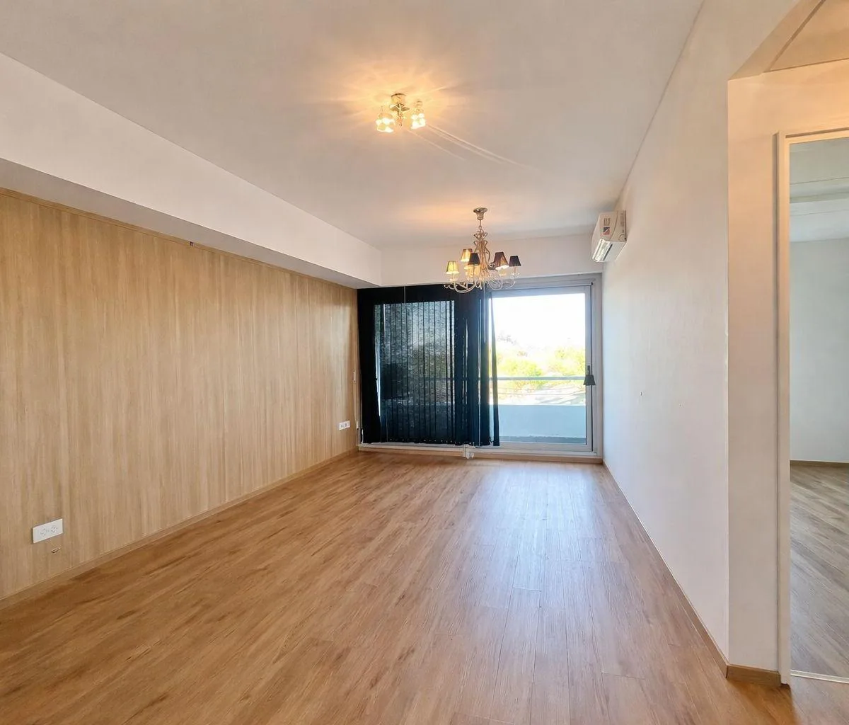 Apartamento de dois ambientes sem mobília em Puerto Madero