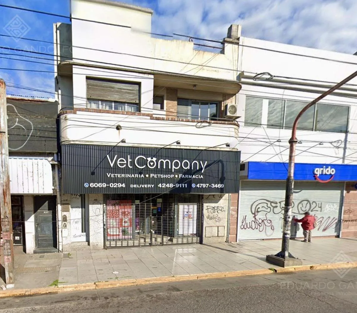 PH com 4 dormitórios em Lanús, primeiro andar e de frente para a rua