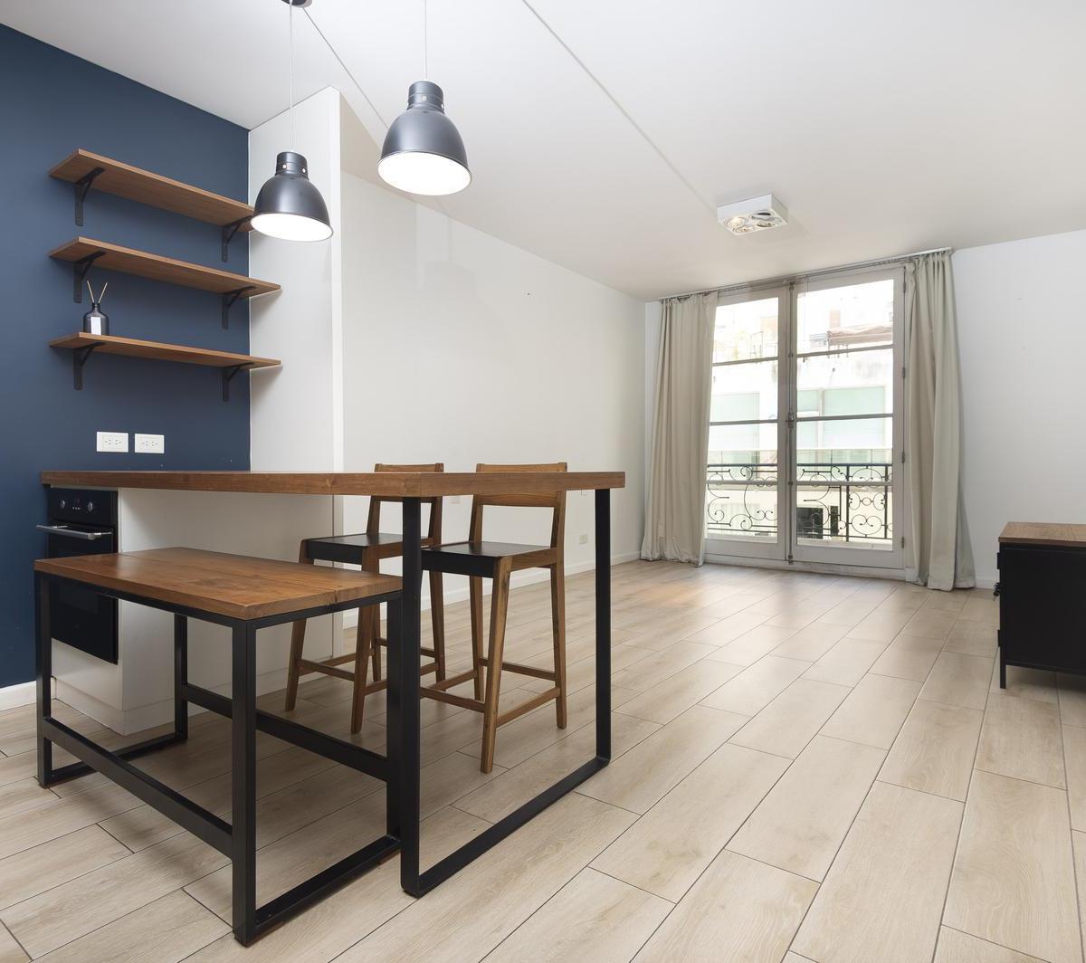 Studio apartment with balcony and amenities in Recoleta