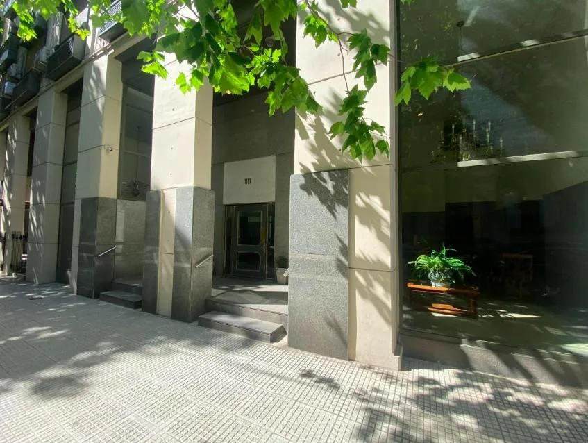 Departamento amoblado de 2 ambientes con 1 dormitorio en Retiro