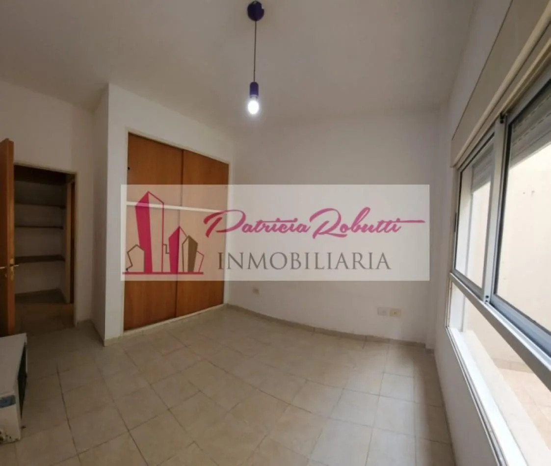 Departamento de 2 ambientes con patio en Villa Lugano