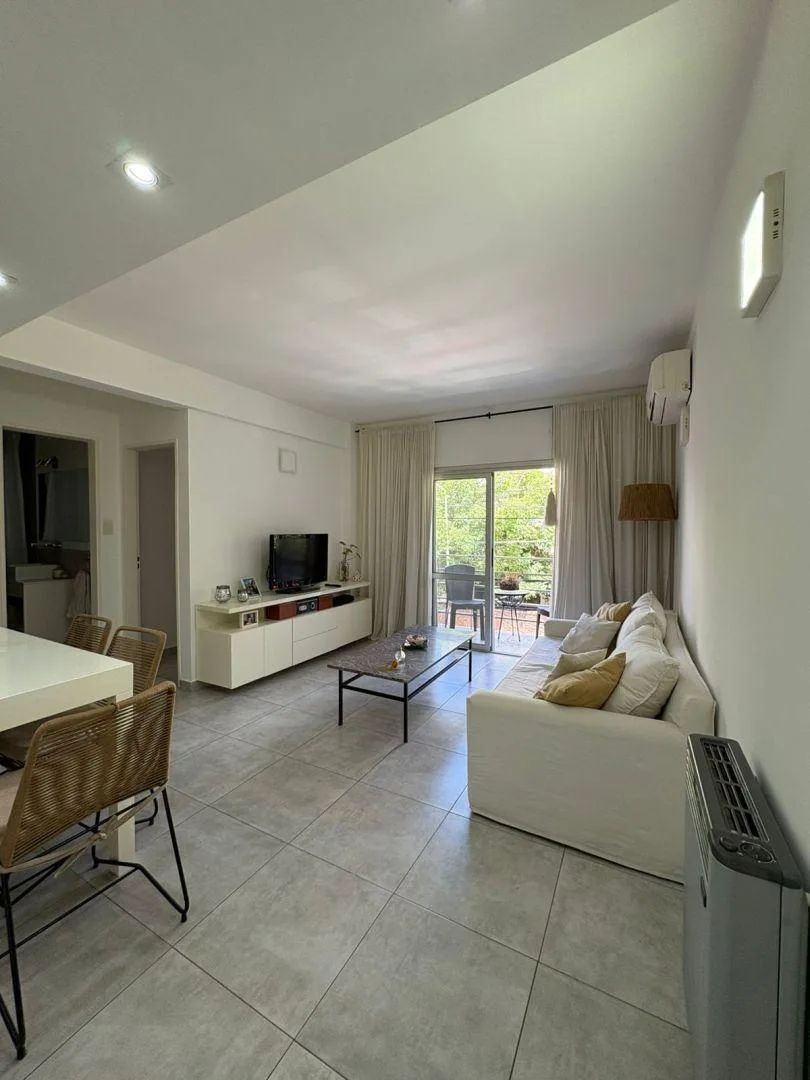 Two-room apartment in Ramos Mejía, La Matanza