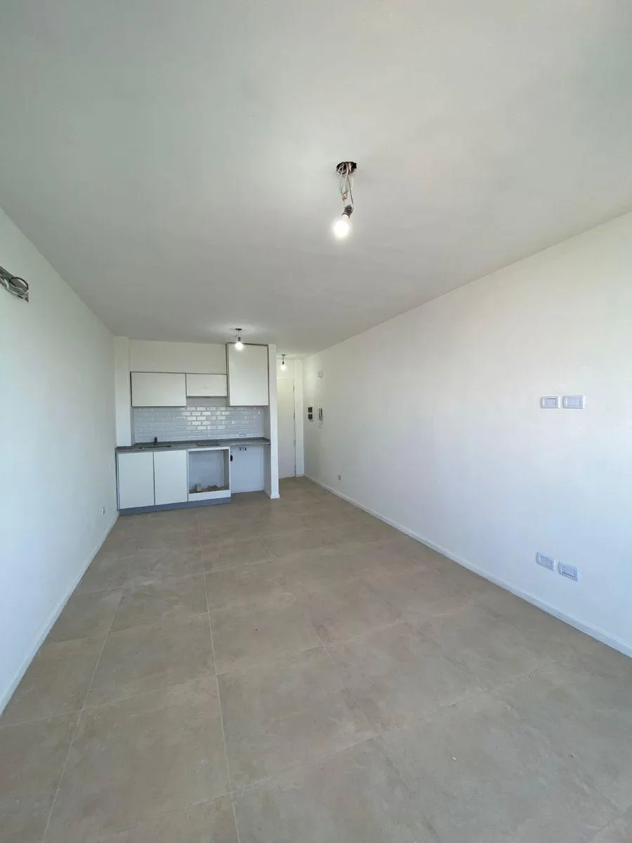 Studio apartment for rent in Morón