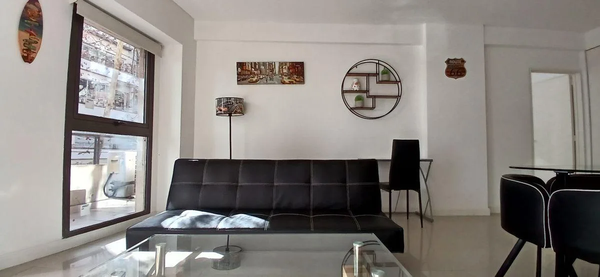 Two-room apartment in Recoleta with balcony and 2 bathrooms