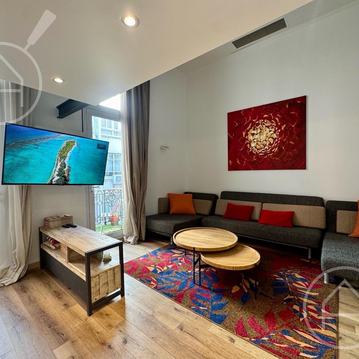 Departamento amoblado tipo loft de 2 ambientes en Monserrat