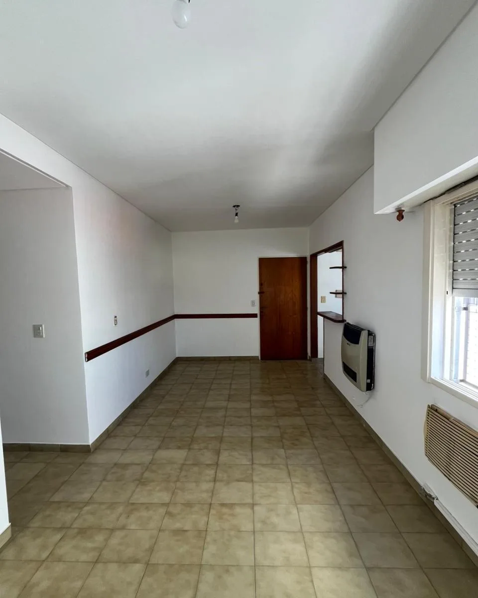 Apartamento de dois ambientes para alugar em Morón Centro