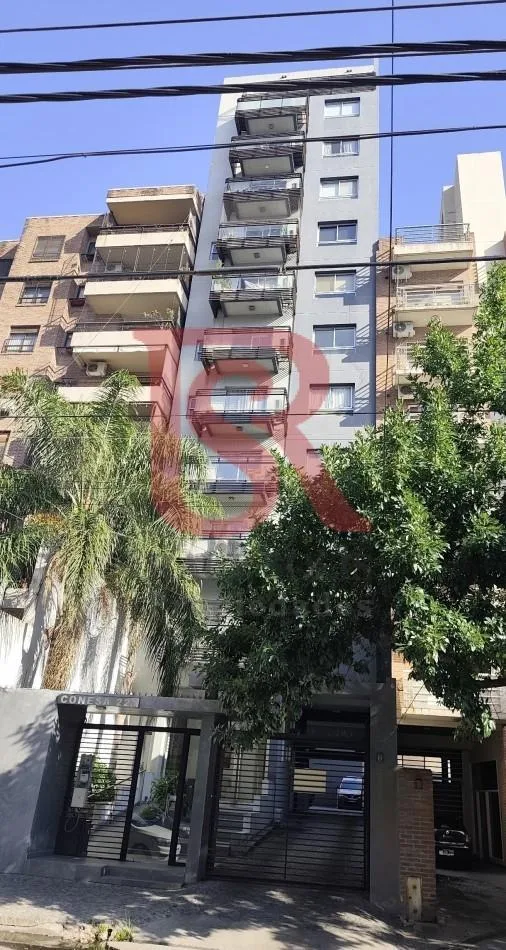Two-room apartment with parking space in Quilmes Centro