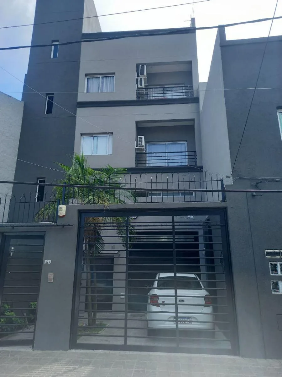 2 ambientes con balcón contrafrente