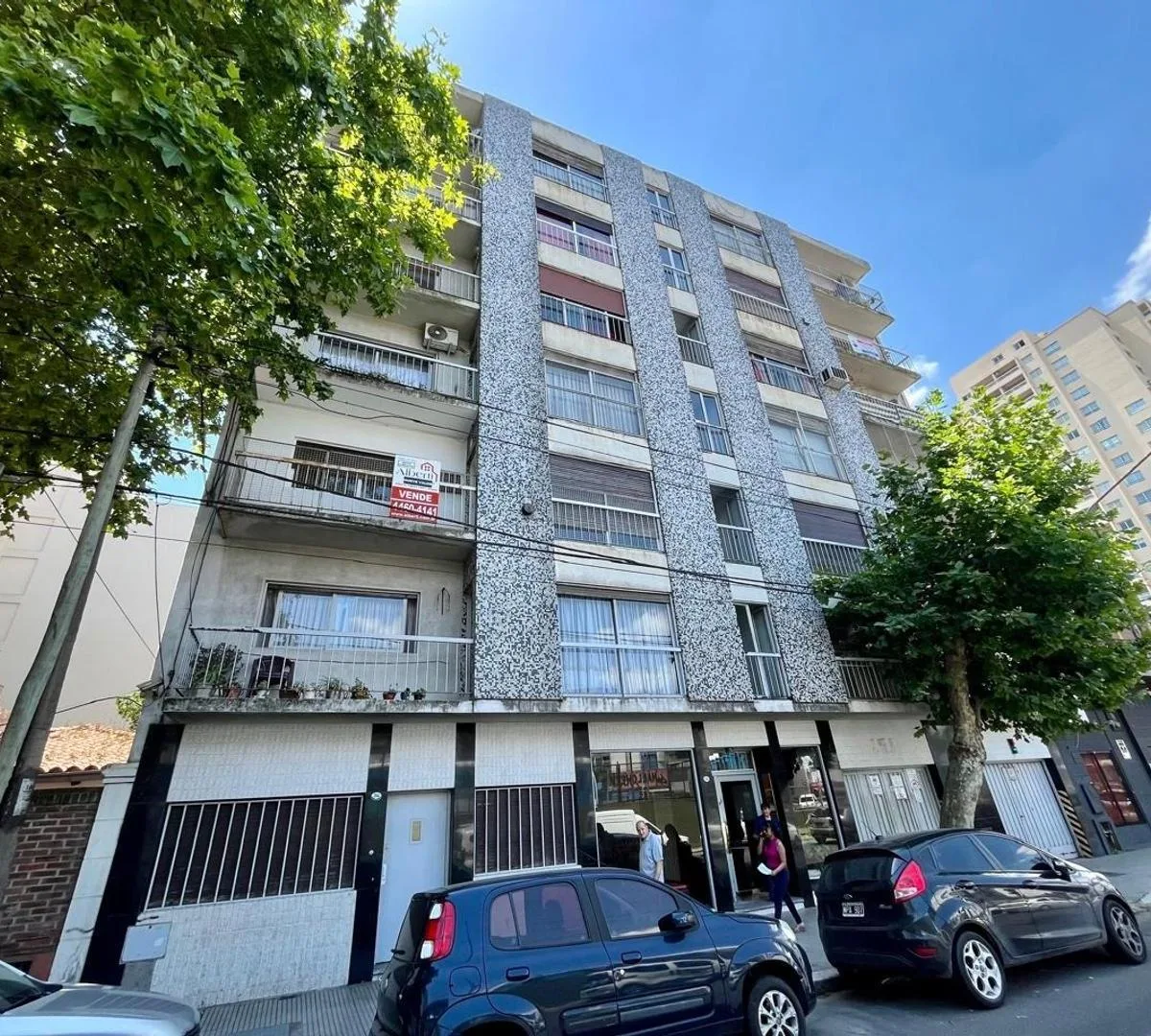Two-room apartment with balcony in Ramos Mejía
