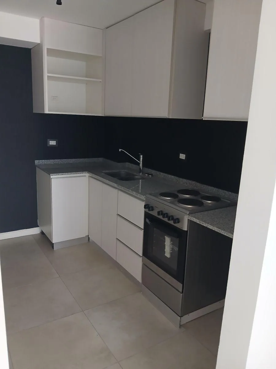 Departamento de 2 ambientes solo apto profesional en Villa Luro