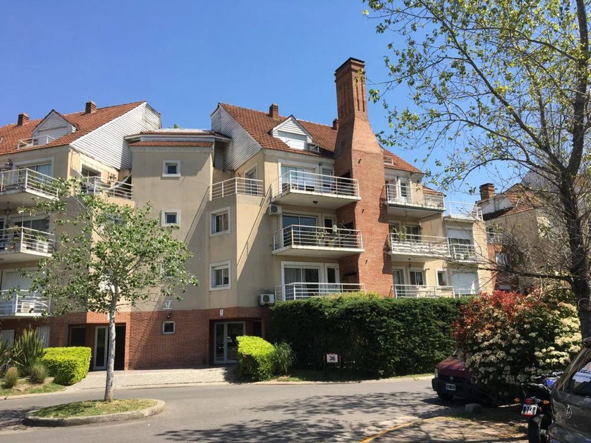 Departamento en dúplex de 1 dormitorio en Tigre
