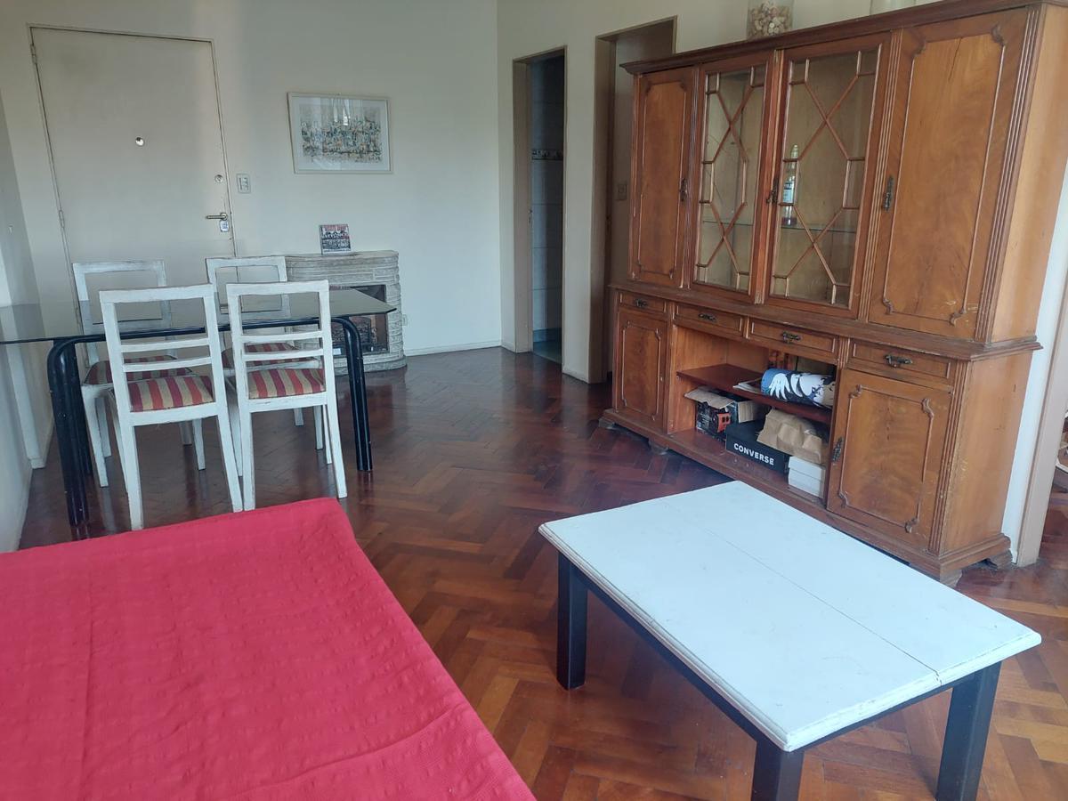 Apartamento de três ambientes mobiliado em Balvanera