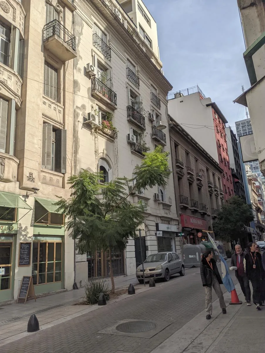 Departamento de 2 dormitorios amoblado en Retiro