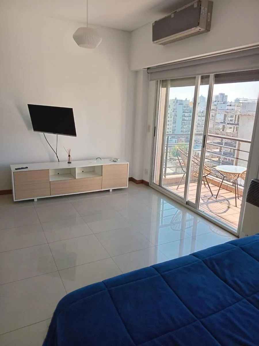 Unfurnished studio apartment in Almagro