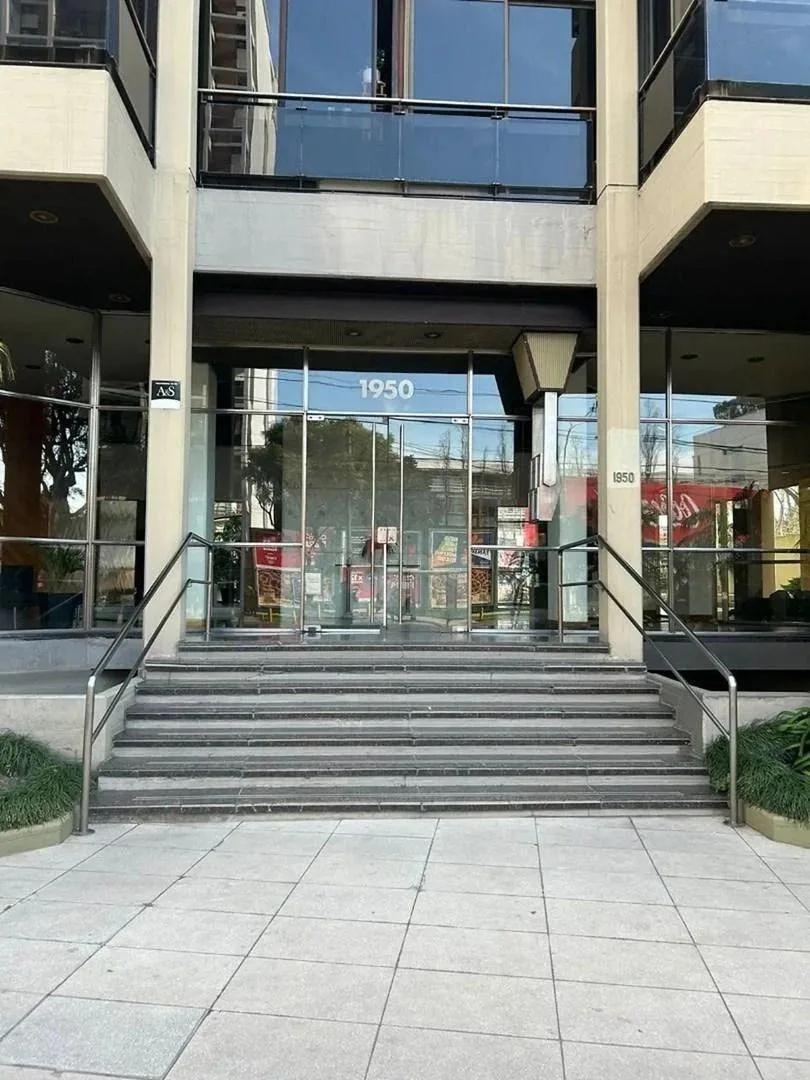 Квартира с 5 спальнями и 2 парковочными местами в Vicente López