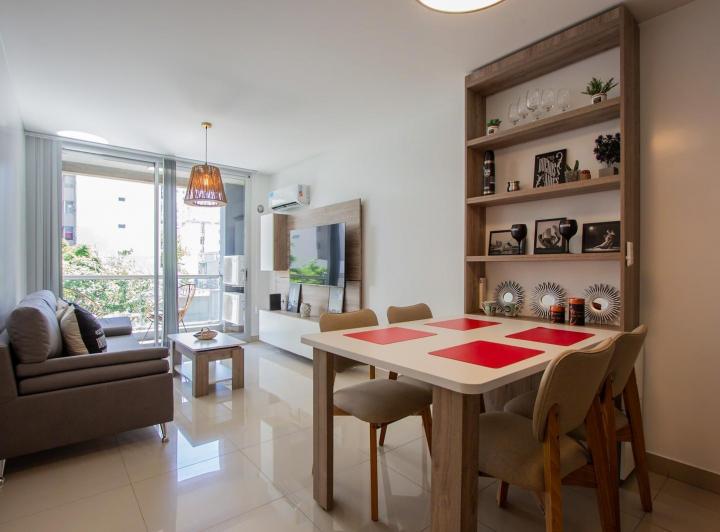 Modern furnished two-room apartment in Almagro