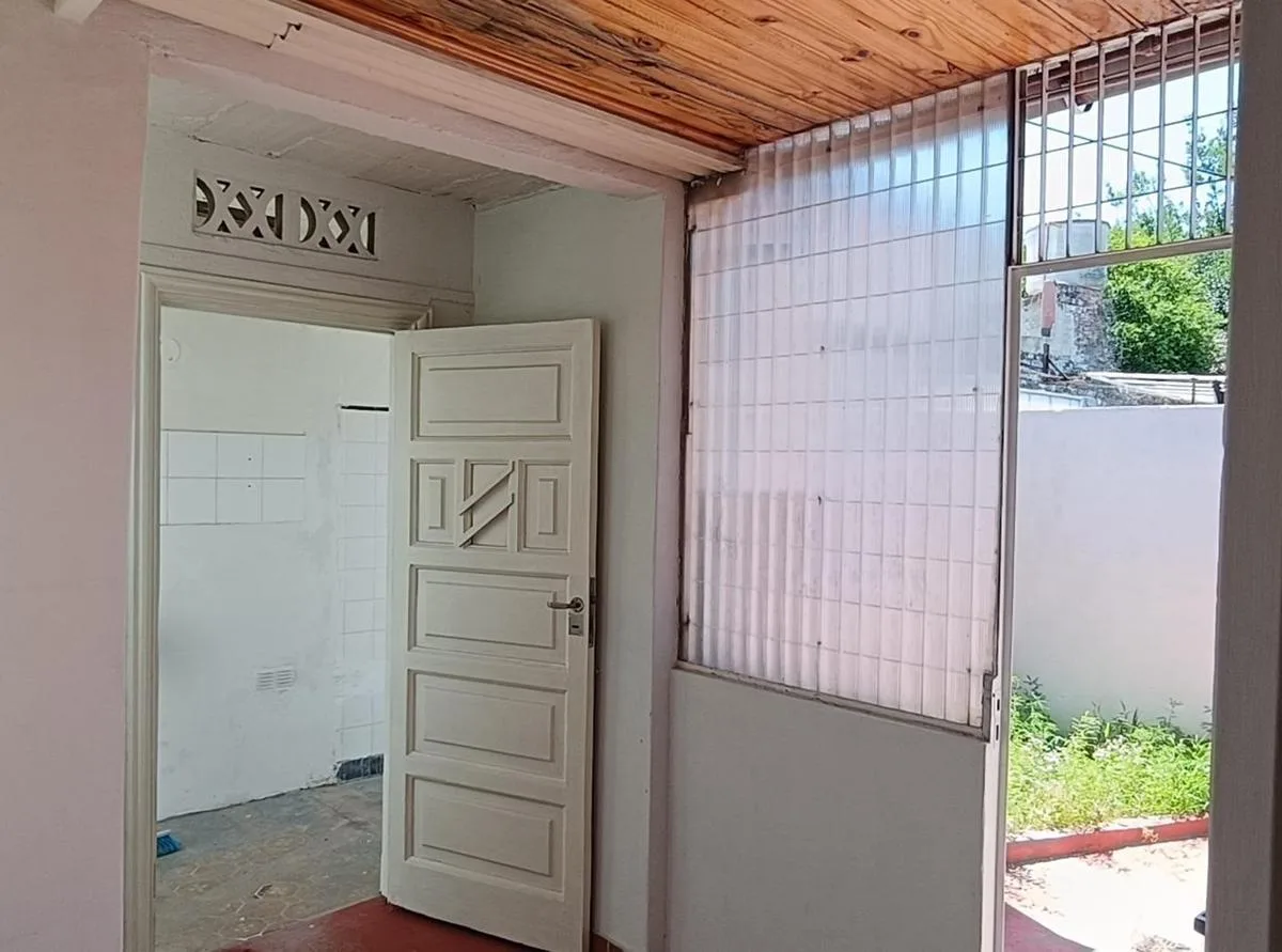 PH tipo casa de 3 ambientes com 2 quartos em Lanús Este