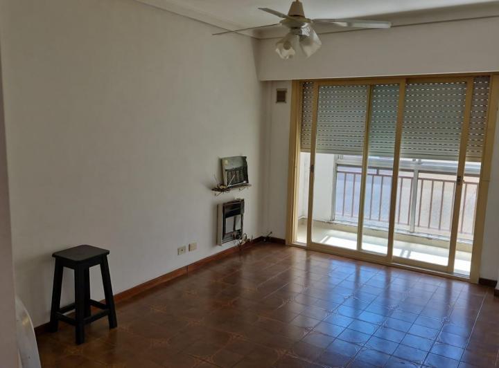 Departamento de 2 ambientes con 1 dormitorio en Villa del Parque