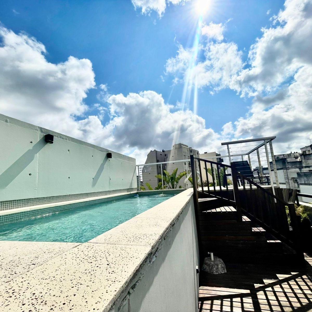 Monoambiente en alquiler en Caballito con balcón y cochera