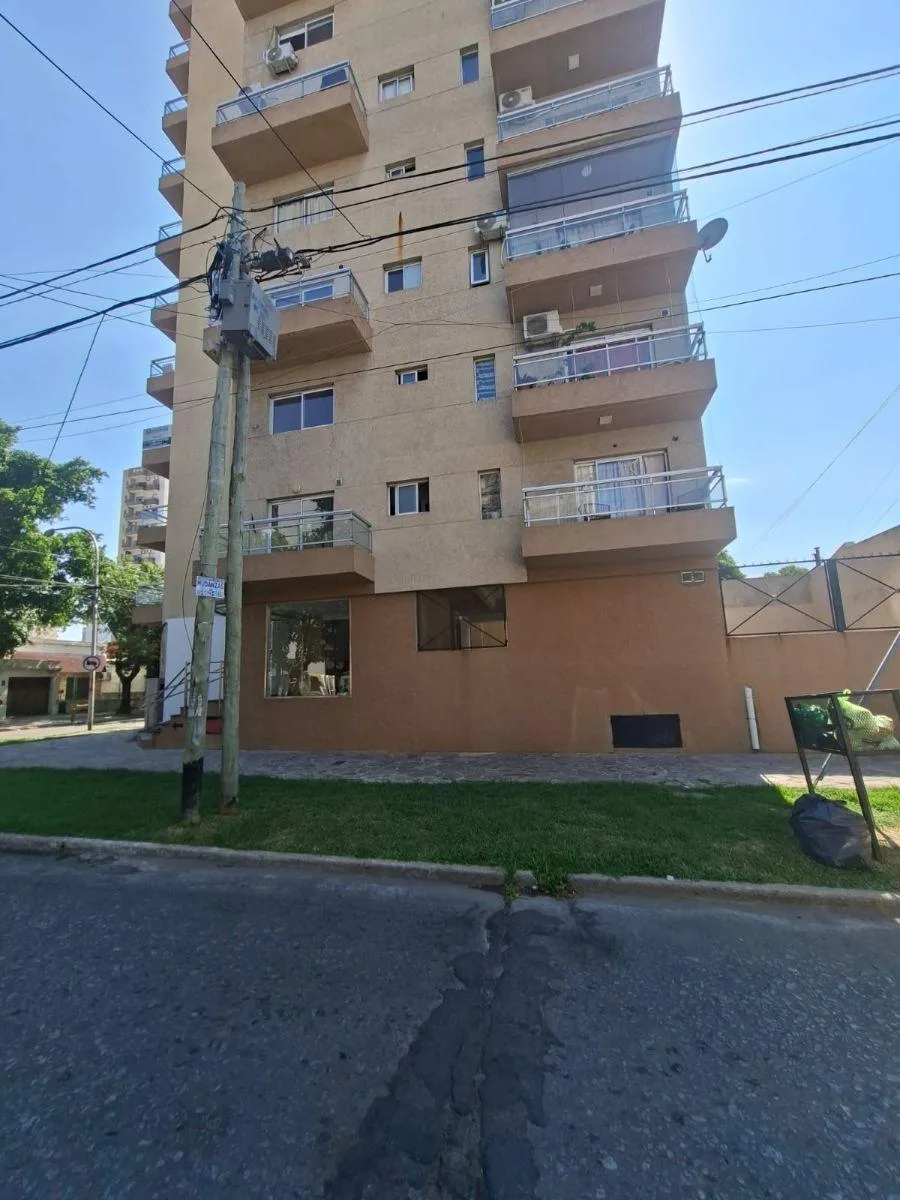 Duplex two-room apartment in Lanús