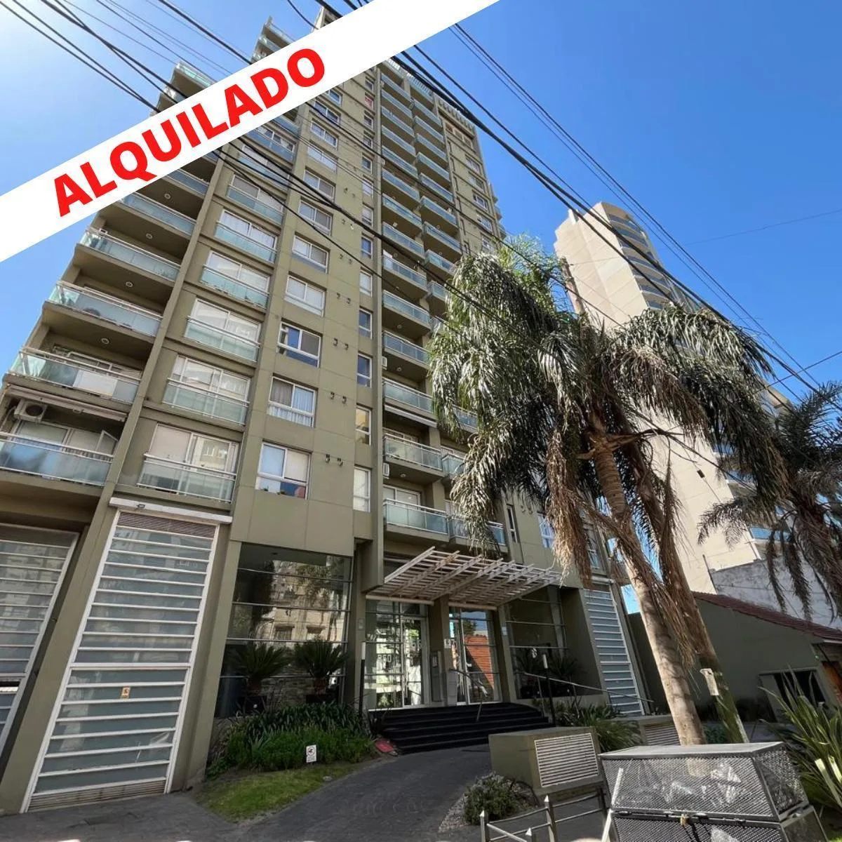Two-room apartment with parking in Lomas de Zamora