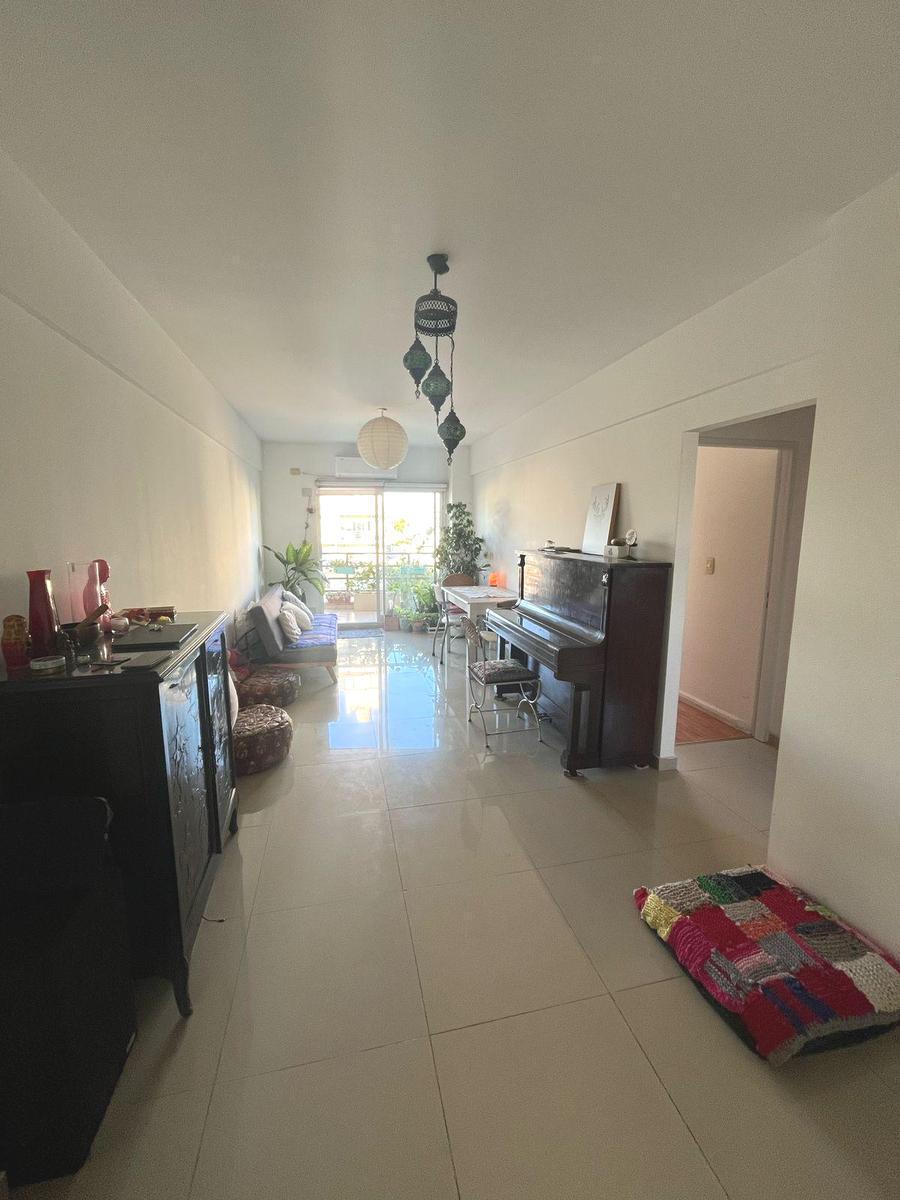 Two-room apartment in Flores Norte