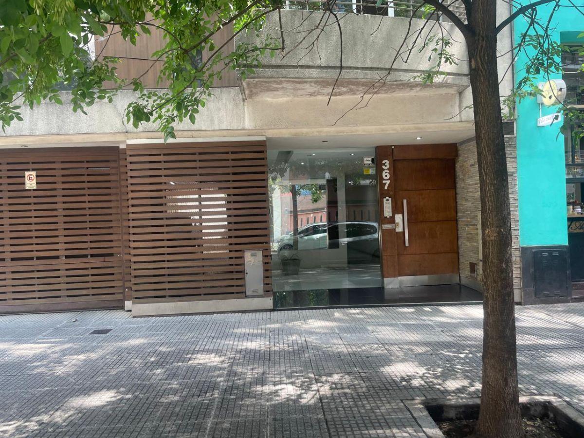 Apartamento de dois ambientes com vaga fixa em Caballito