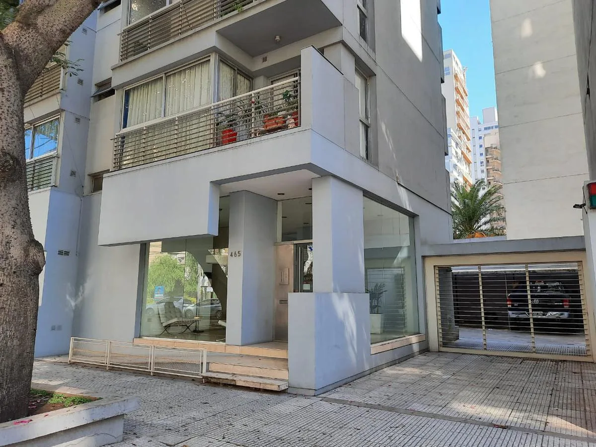 Ground-floor two-room apartment in Lomas de Zamora