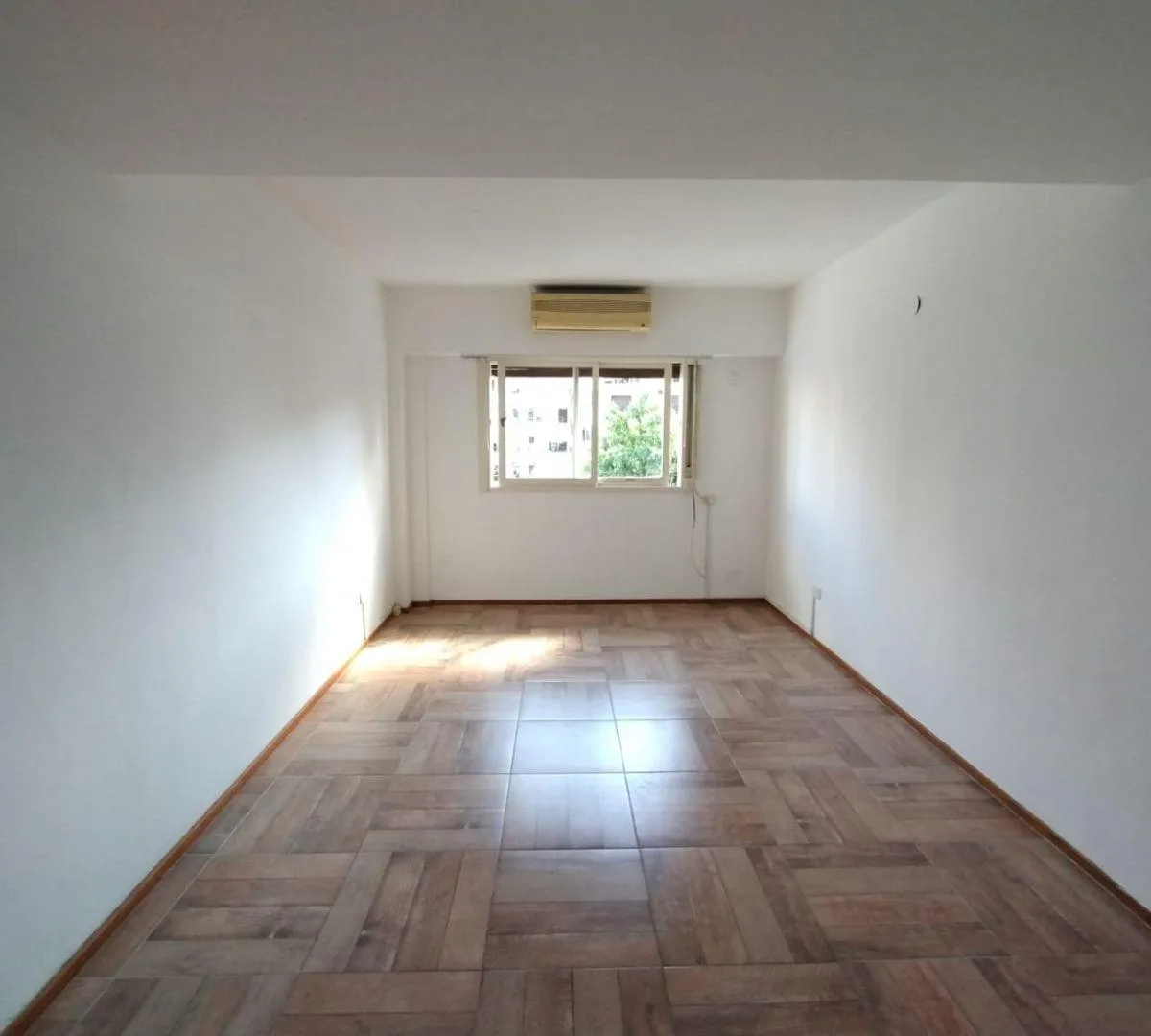 Departamento de 3 ambientes con 2 dormitorios en Flores