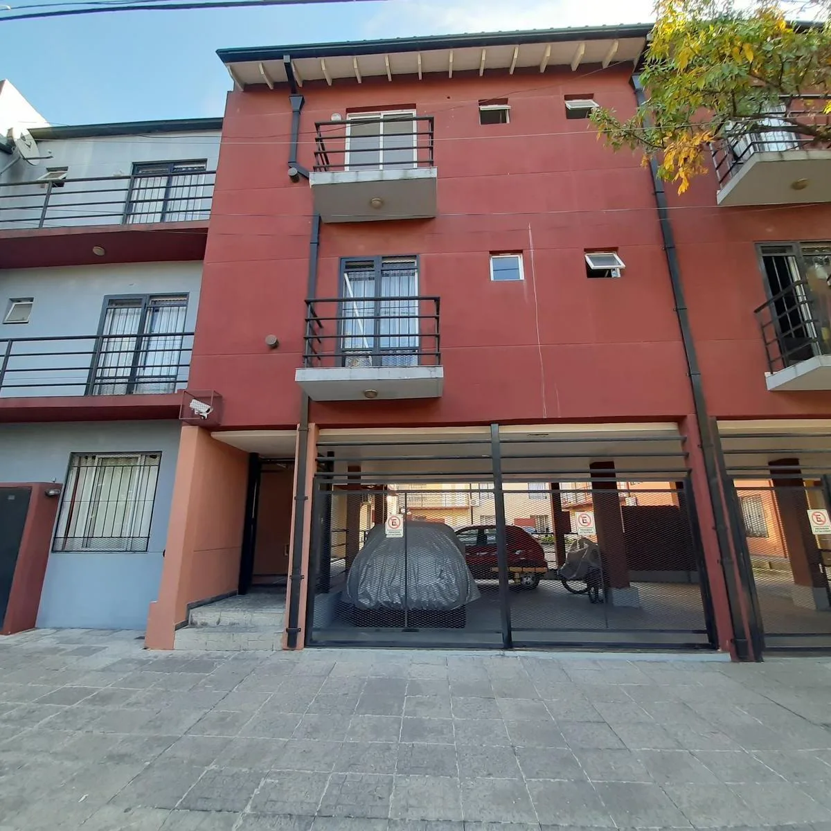 Departamento de 2 ambientes en planta baja en Morón