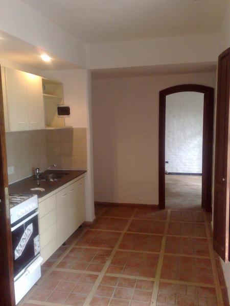 Departamento de 2 ambientes con balcón en Vicente López