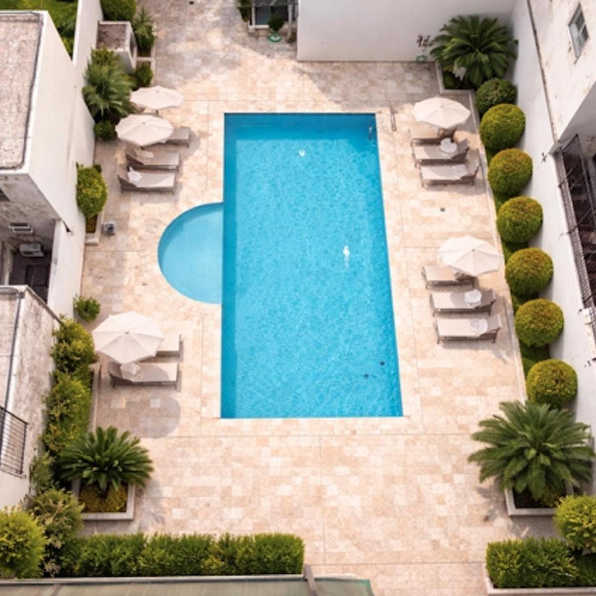 Furnished one-bedroom apartment in Recoleta with parking