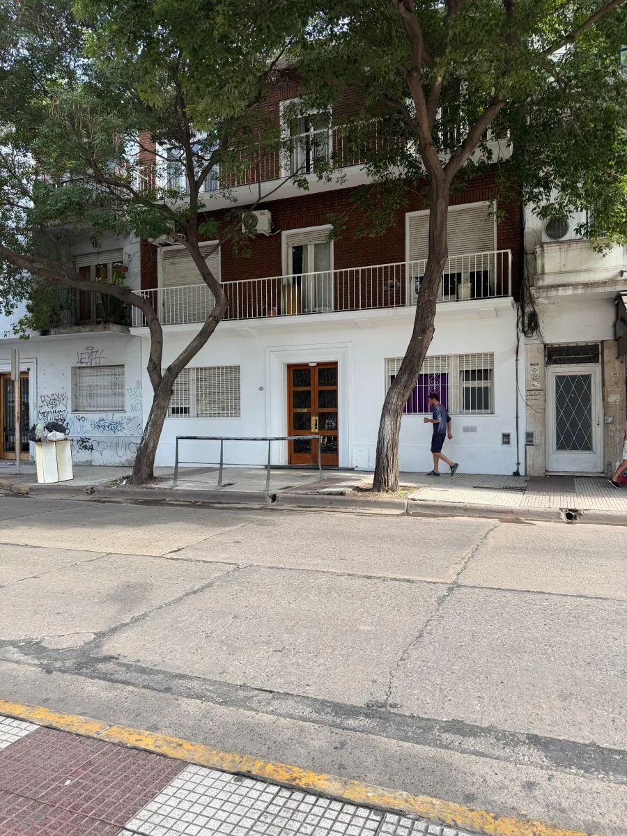 Departamento de 2 dormitorios en alquiler en Morón