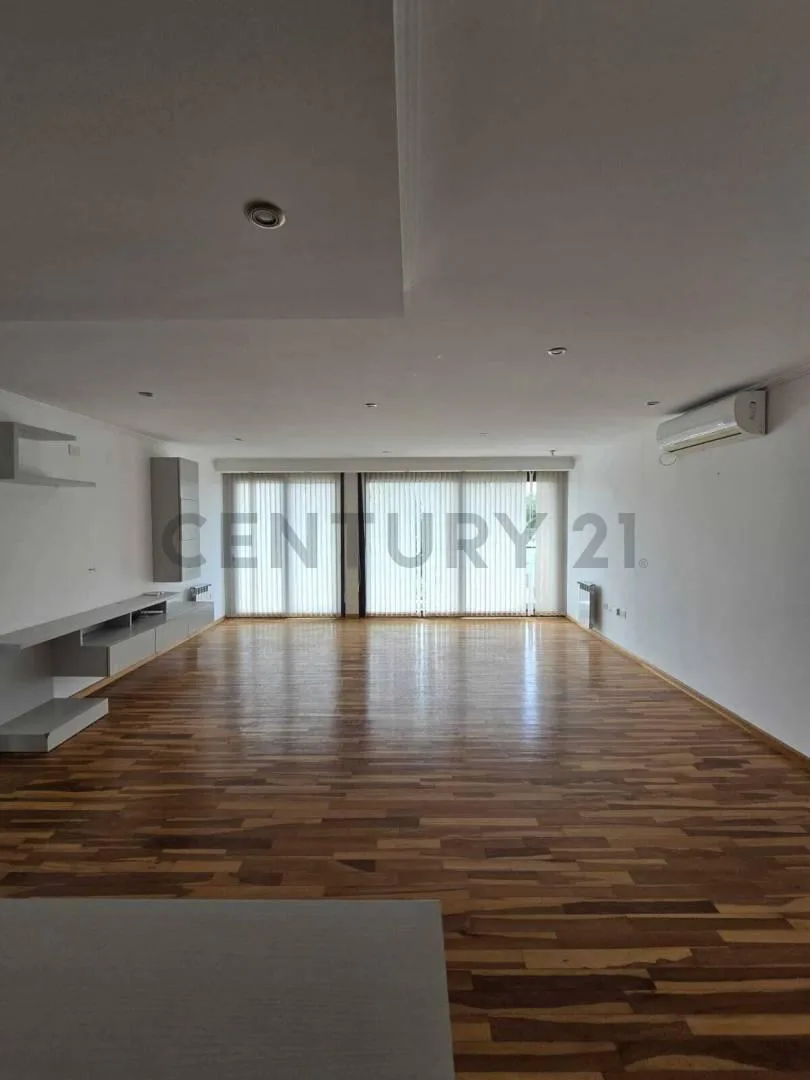 Apartamento de 2 dormitórios para alugar em La Plata