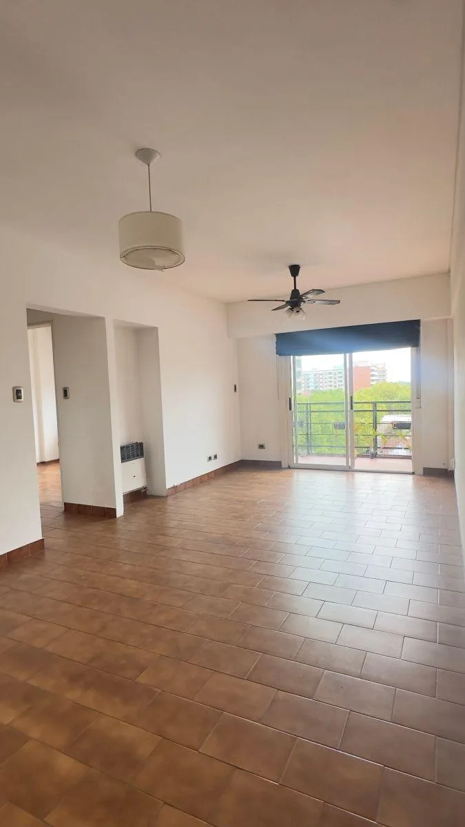 Apartamento de dois dormitórios para aluguel em Esteban Echeverría