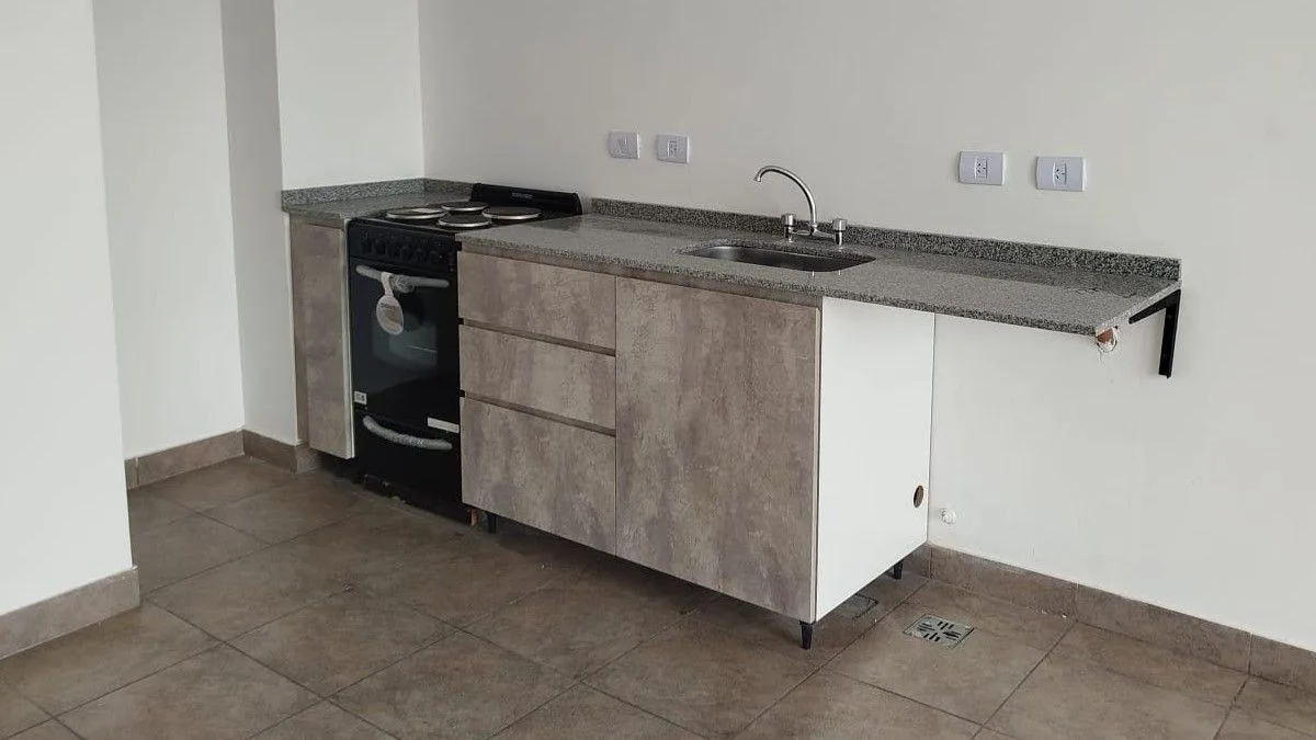 Monoambiente a estrenar con balcón en Tres de Febrero