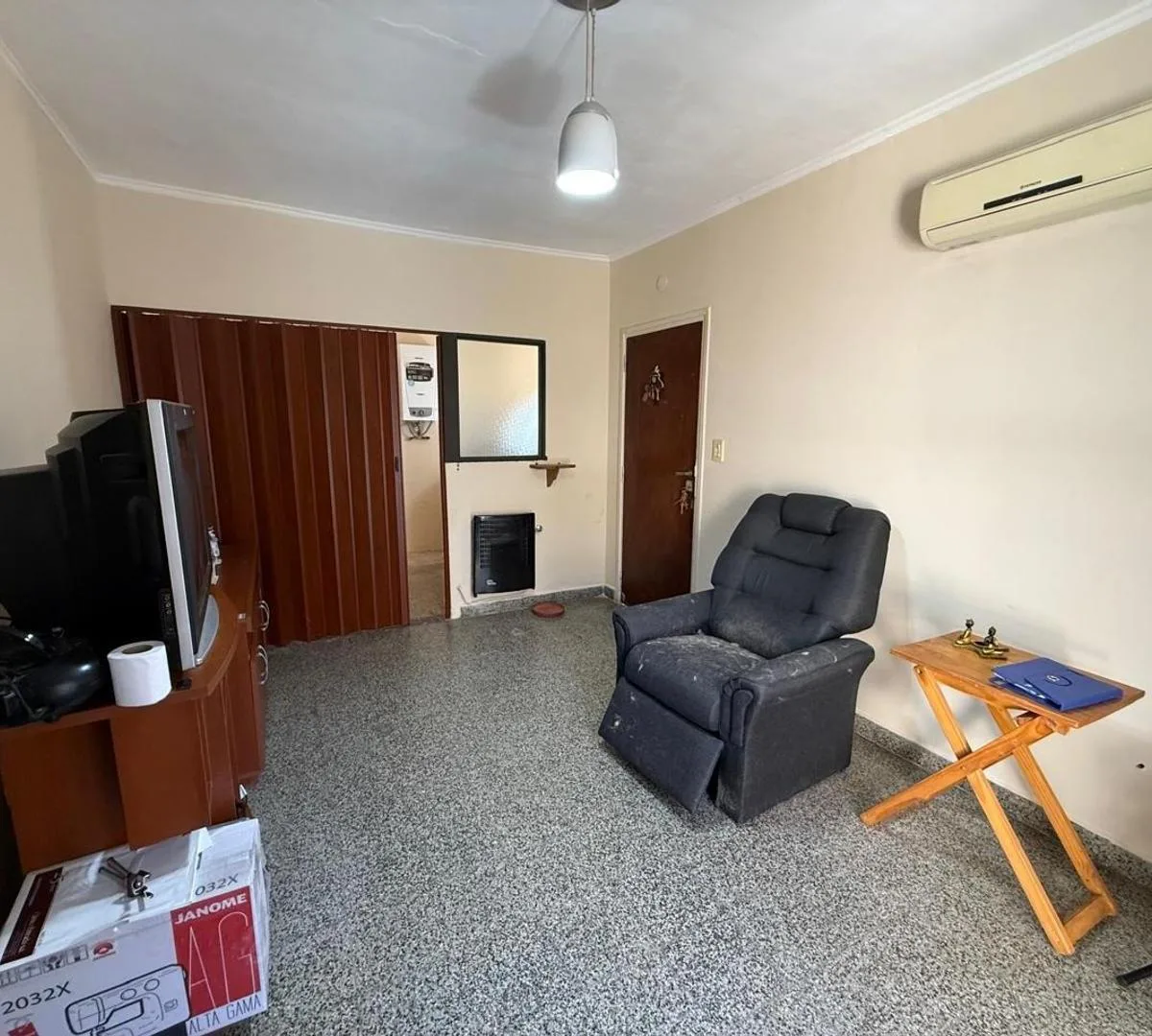 PH tipo casa com dois pátios no estúdio