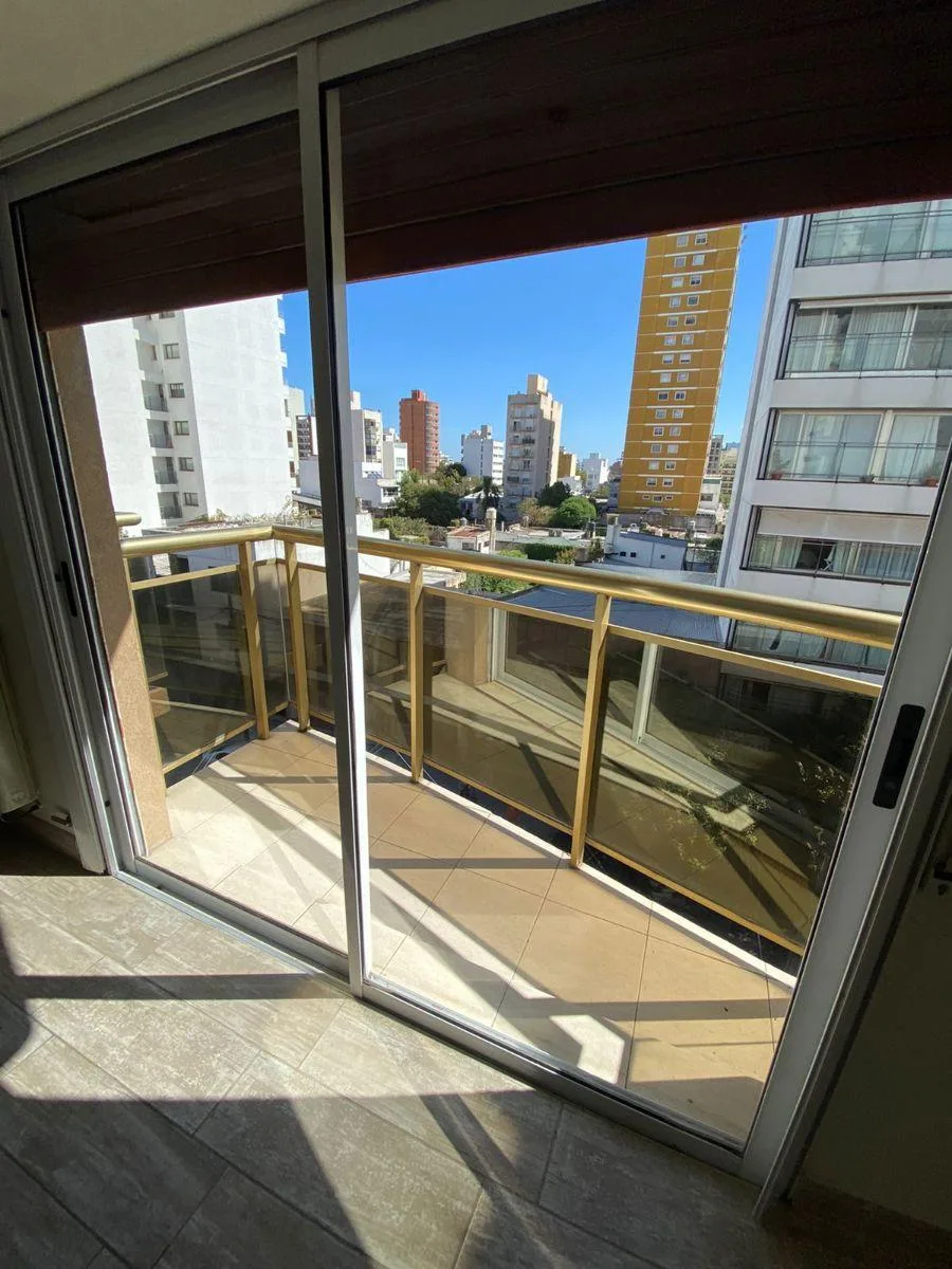 Semipiso con Linda Vista en 45 Entre 10 y 11