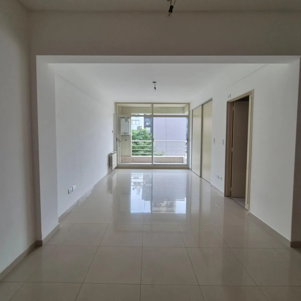 Studio with balcony in Nuñez
