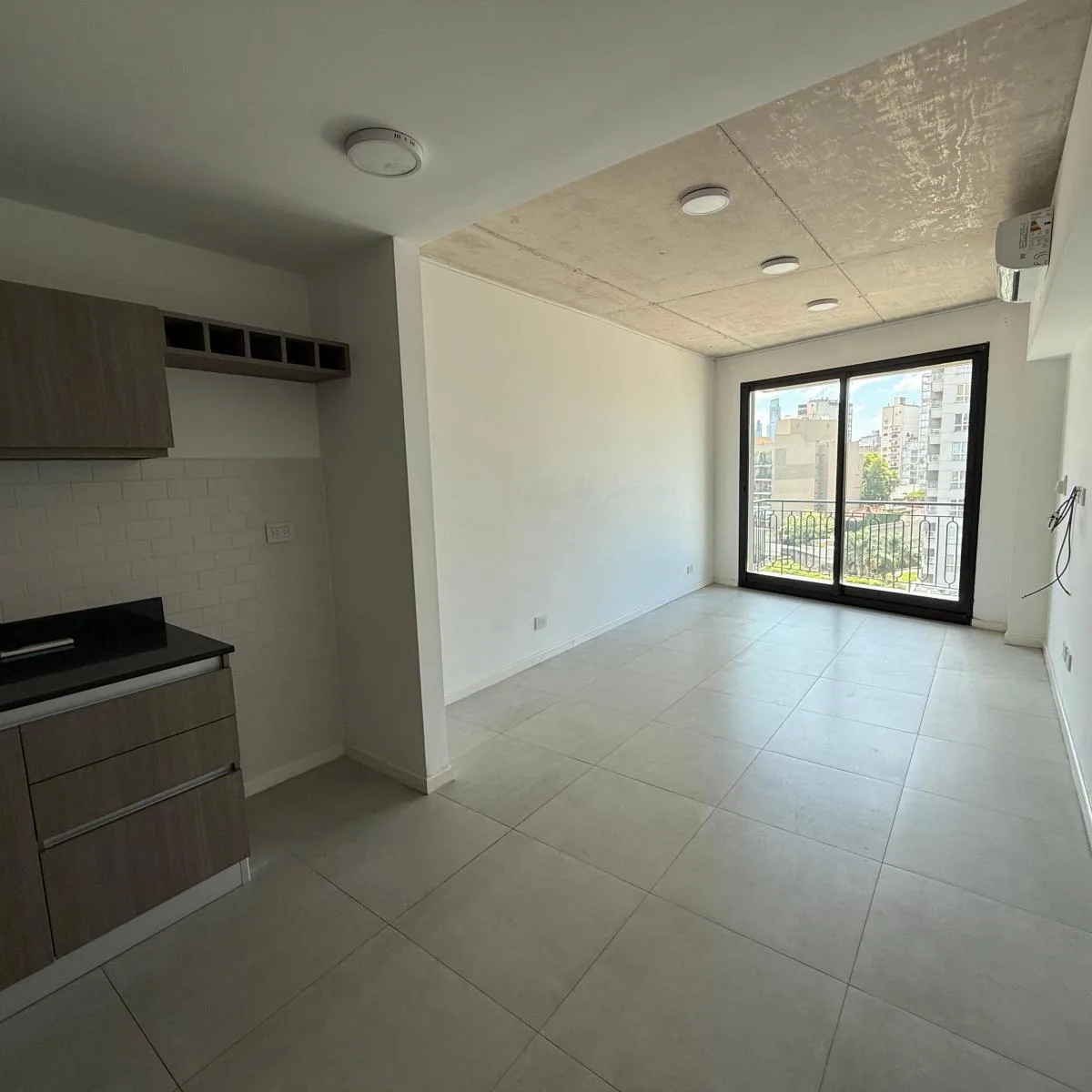 Светлая квартира-студия в San Telmo с солярием