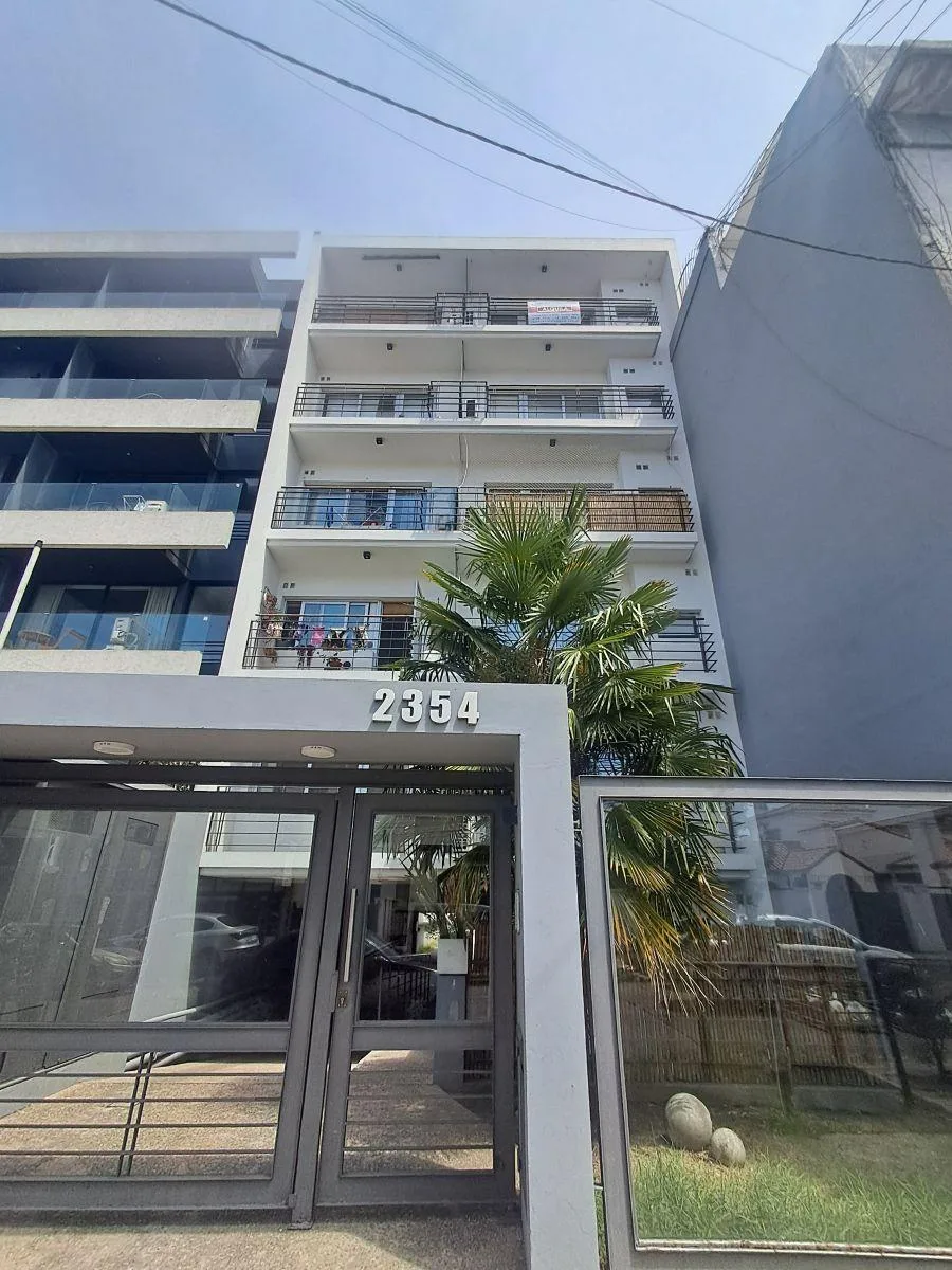 Apartamento de dois ambientes com 1 dormitório em Morón