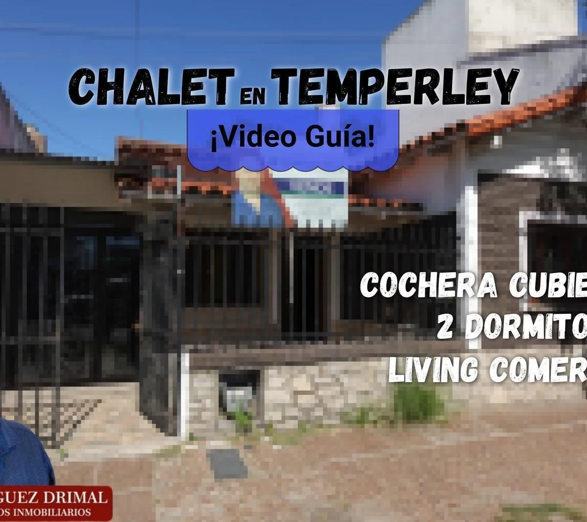 Three-room house with covered parking in Lomas de Zamora
