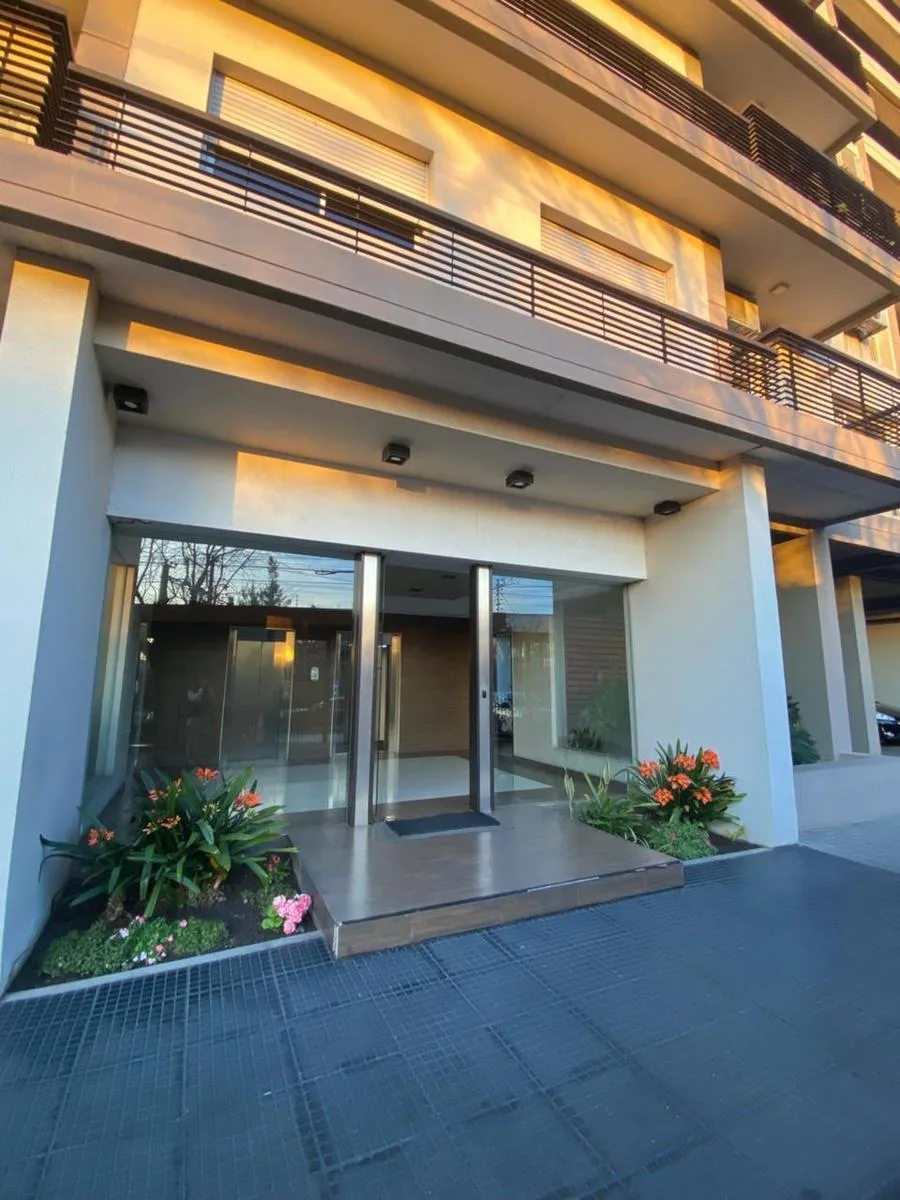 Two-room apartment with balcony and pool in Quilmes