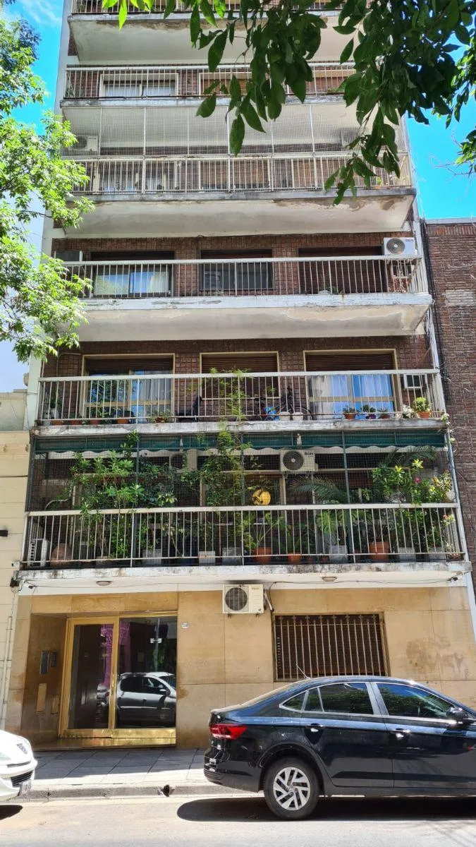 Apartamento de dois ambientes no contrafrente em Palermo