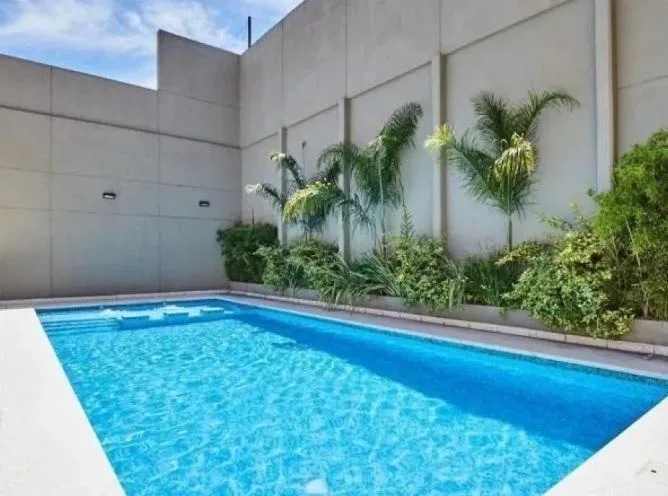 New four-room apartment with 3 bedrooms in Flores