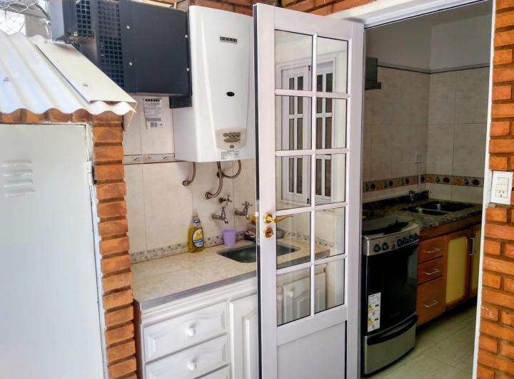 Refurbished one-bedroom, two-room apartment with private patio in Almagro